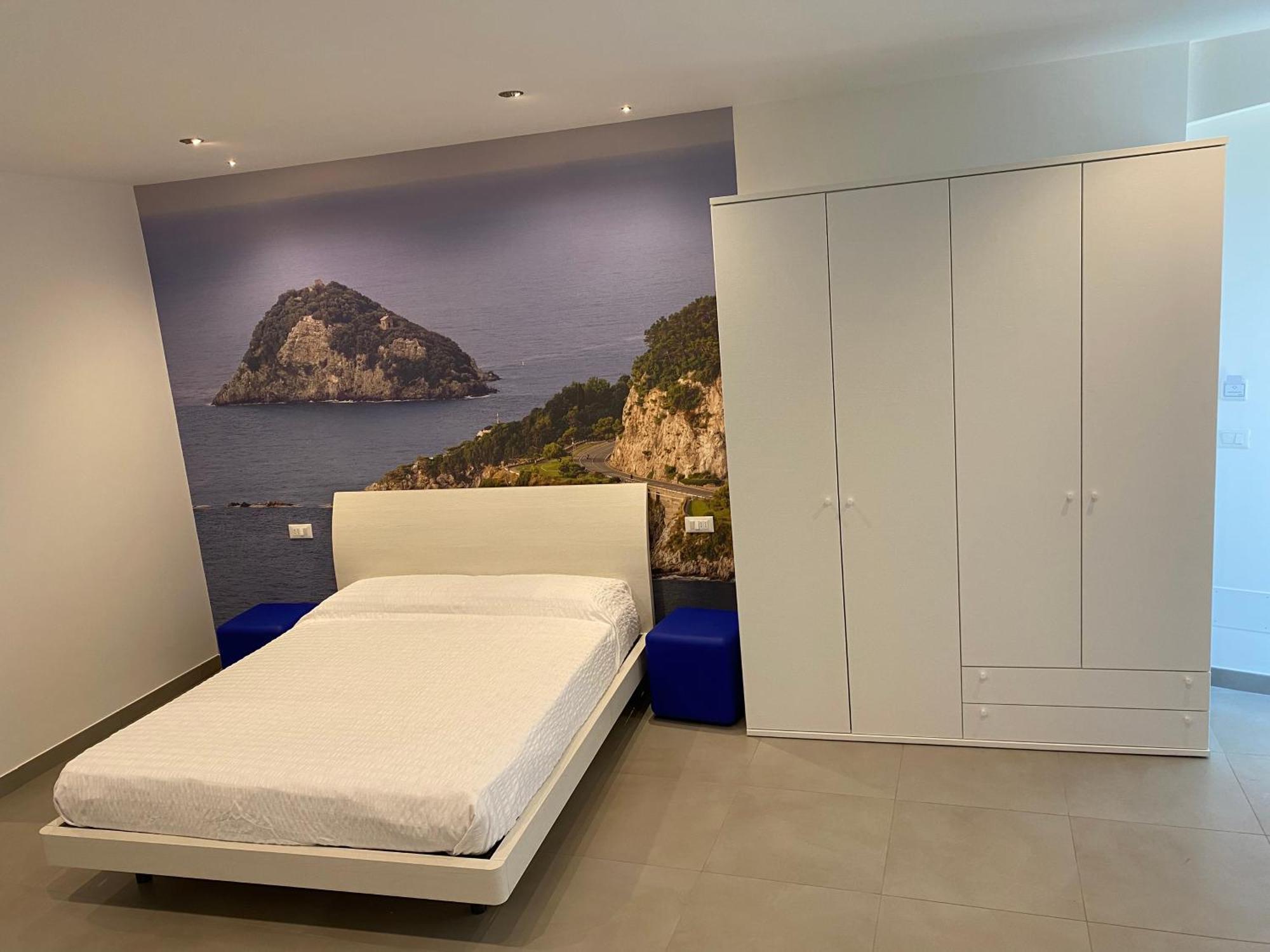 Torre Del Mare Rooms Bergeggi Bilik gambar